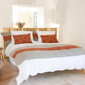 https://unique-guest-room-in-the-heart-of-provence-the-secret.fr-provencehotel.com